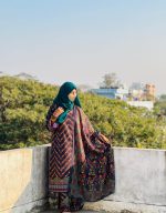 Beige & Maroon Paisley Print 3-Piece Suit 👗 - Image 9