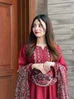 Nawabiana Maroon Set - Image 2