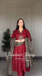 Merun Gown🥀 - Image 3